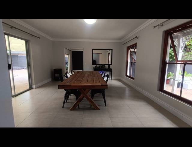 3 bed property to rent in BLOUBERG SANDS